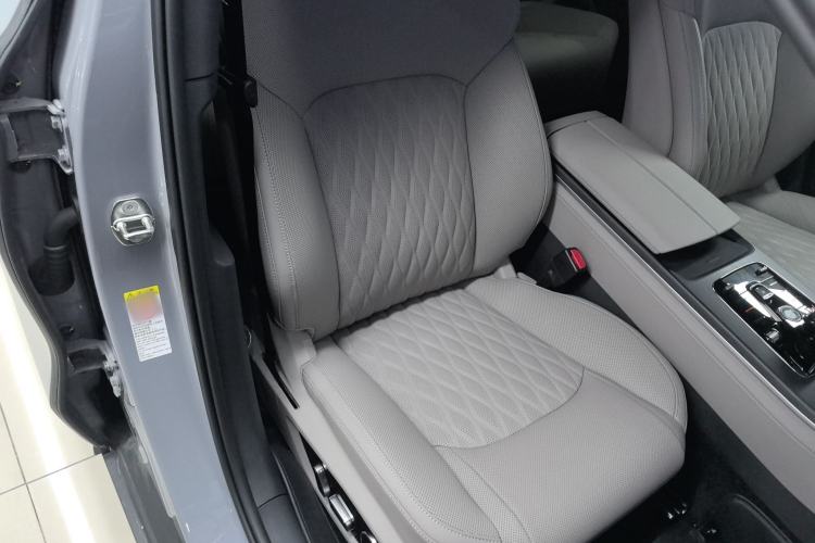 Used BYD Han 2025 DM-i Intelligent Driving Edition 125KM LiDAR Flagship Model
