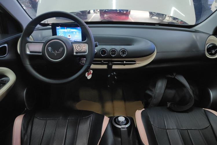 Used Wuling Bingo 2023 203km Light Edition
