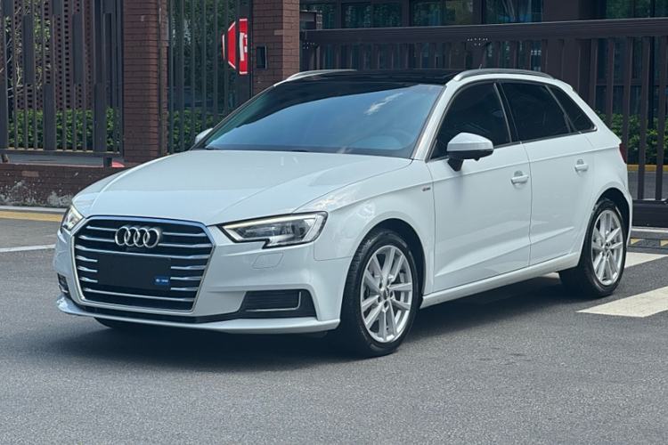 Used Audi A3 2020 Restyled Sportback 35 TFSI Entry-Level China VI Emission Standard
