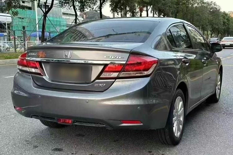 Used Honda Civic 2014 1.8L automatic comfort version
