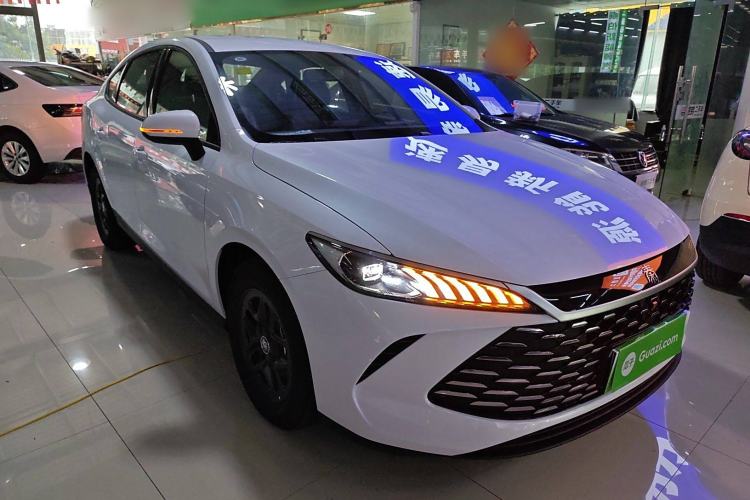 Used BYD Qin PLUS 2025 DM-i Smart Drive 55KM Leading Model
