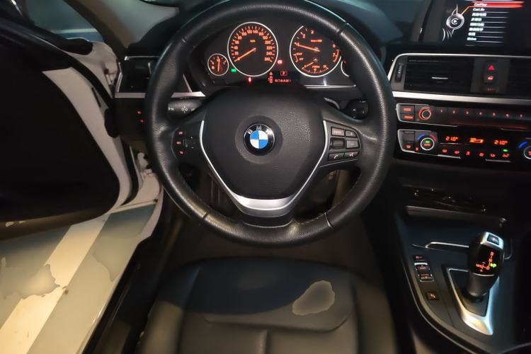 Used BMW 3 Series 2017 320Li Fashion Model

