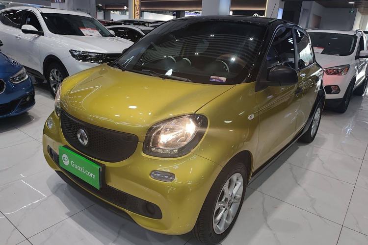 Used  forfour 2016 1.0L 52 kW Dynamic Edition
