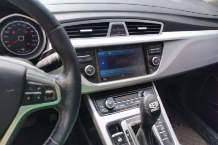 Used Geely Auto Emgrand X7 Sport 2016 1.8TD Automatic ZhiShang Model