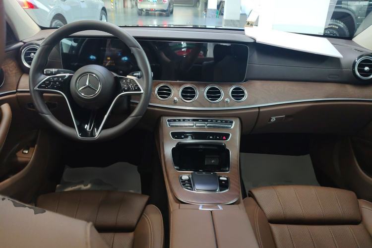 Used Mercedes-Benz E-Class 2023 E 260 L