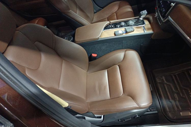 Used Volvo S90 2020 T5 Zhiyi Luxury Edition