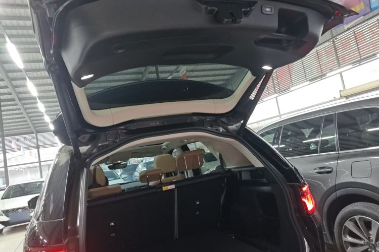 Used Land Rover Discovery Sport 2024 Performance Tech Edition
