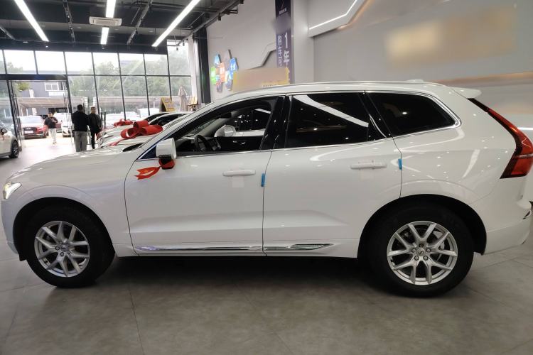 Used Volvo XC60 2019 T5 4x4 Smart Edition China VI Standard
