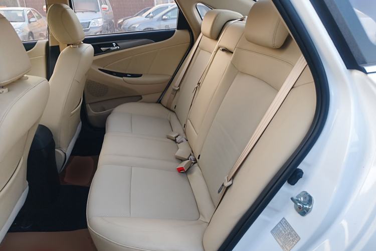 Used Changan Eado 2016 1.6L Manual Fashion Edition
