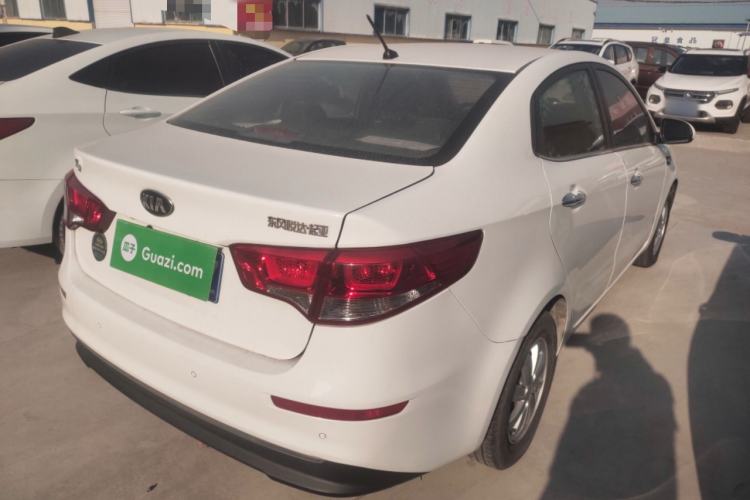 Used Kia K2 2015 Sedan 1.4L MT GLS
