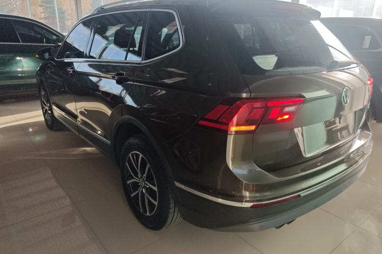 Used Volkswagen Tiguan L 2017 330TSI Automatic Two-Wheel Drive Luxury Edition
