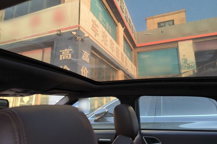 Used Land X7 2015 2.0T Panoramic Prestige Edition
