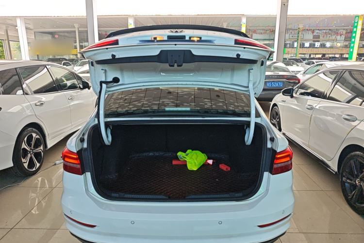 Used Volkswagen Lavida 2019 1.5L Automatic Comfort Edition China VI Standard