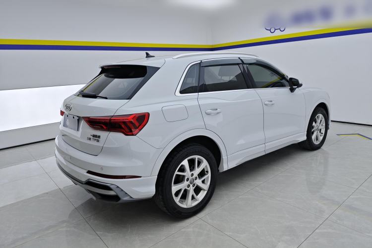 Used Audi Q3 2019 35 TFSI Advanced Dynamic Edition
