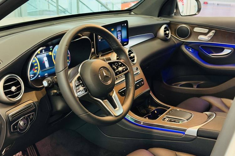 Used Mercedes-Benz GLC 2020 GLC 300 L 4MATIC Dynamic Edition