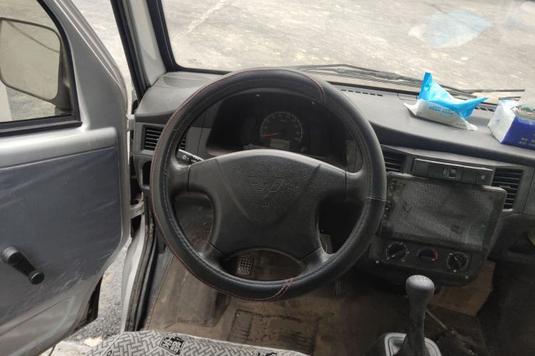 Used Wuling Zhiguang 2023 1.5L Practical Version 5/7 Seats