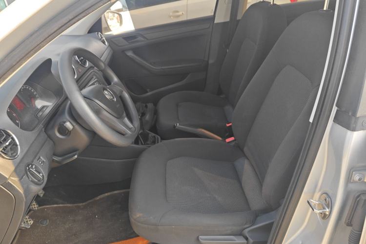 Used Volkswagen Jetta 2017 1.5L Manual Fashion Edition