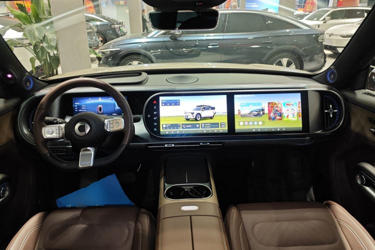 Used  #5 2024 Ultra-Long Range Extraordinary Journey Luxury Edition