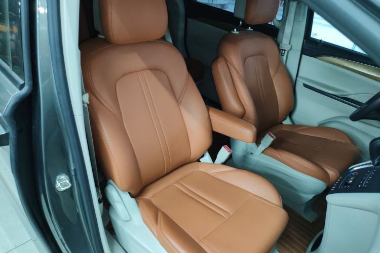 Used Buick GL8 2017 ES 28T Comfort Model China V Standard
