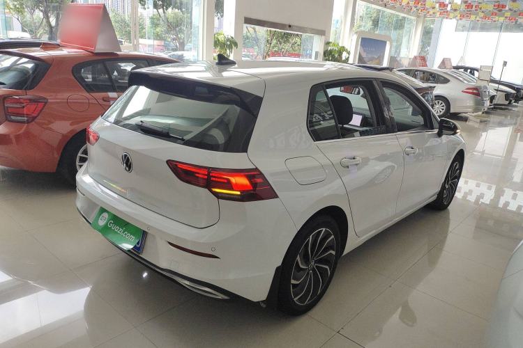 Used Volkswagen Golf 2024 280TSI DSG Pro 50th Anniversary Edition
