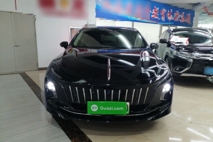 Used Hongqi E-QM5 2022 431 km Charge & Enjoy Edition
