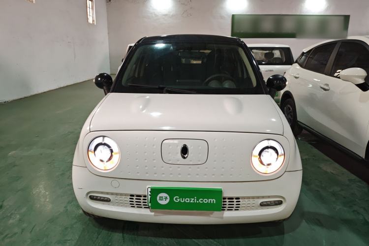 Used ORA Black Cat 2019 351 km Family Edition
