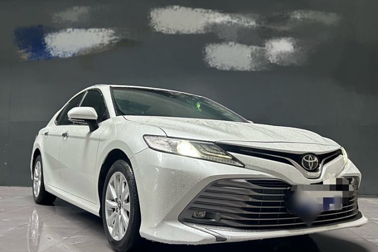 Used Toyota Camry 2019 Revised Version 2.0G Luxury Edition
