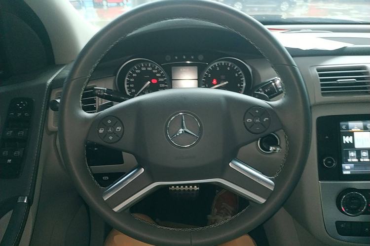 Used Mercedes-Benz R-Class 2014 R 320 4MATIC Business Model
