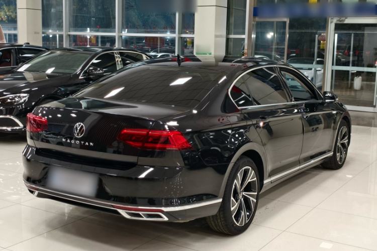 Used Volkswagen Magotan 2021 330TSI DSG 30th Anniversary Edition
