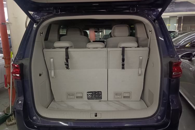 Used Roewe iMAX8 2023 400TGI Comfort Edition