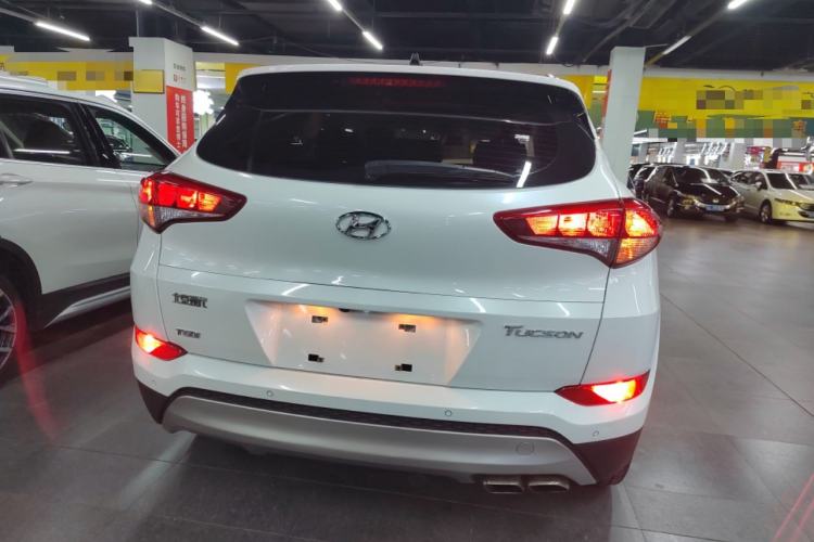 Used Hyundai Tucson 2018 1.6T Dual-Clutch Two-Wheel Drive 15th Anniversary Special Edition
