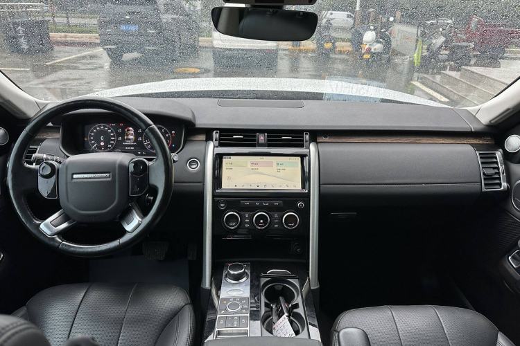 Used Land Rover Discovery 2019 3.0 SC V6 HSE
