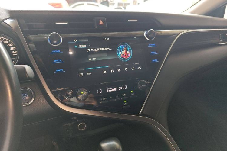 Used Toyota Camry 2019 2.5G Luxury Edition China VI Standard
