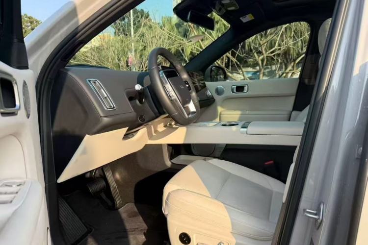 Used Li Auto L6 2024 Pro Model
