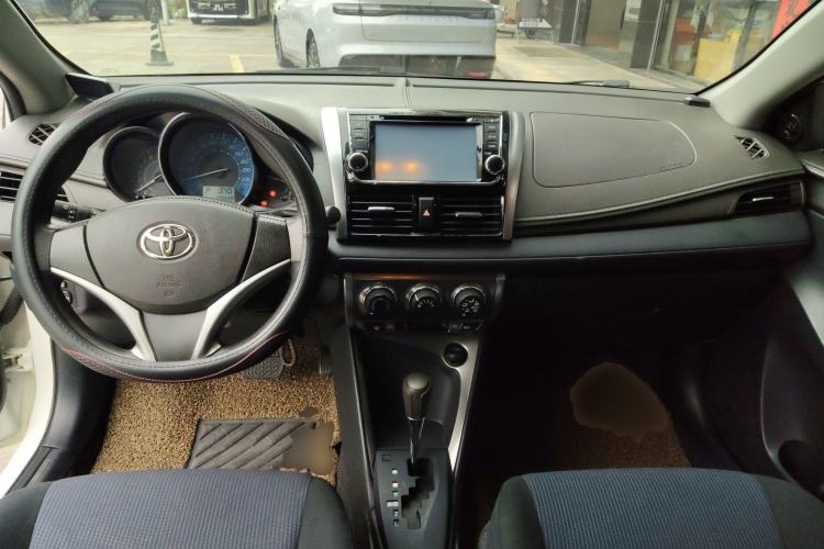 Used Toyota YARiS L 2015 1.5E Automatic Charm Edition
