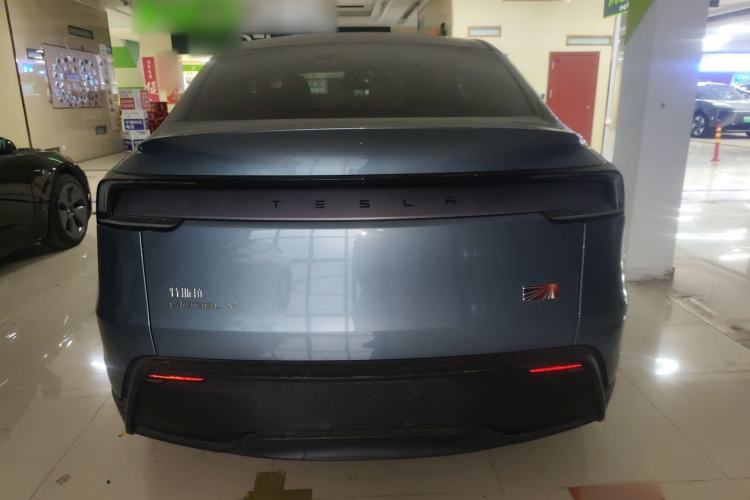 Used Tesla Model Y 2025 Rear-Wheel Drive First Edition

