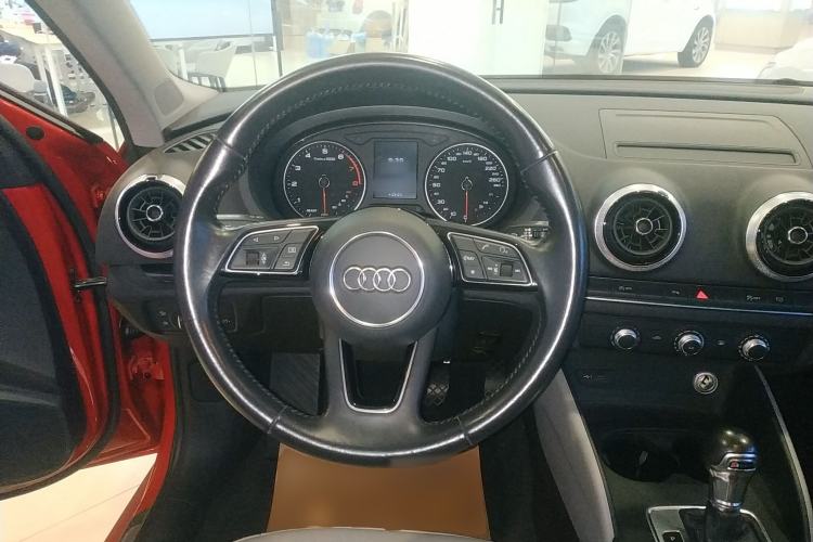 Used Audi A3 2019 Limousine 35 TFSI Fashion Edition China V standard
