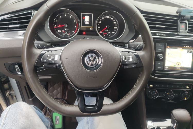 Used Volkswagen Tiguan L 2018 Facelift 330TSI Automatic Two-Wheel Drive Luxury Edition