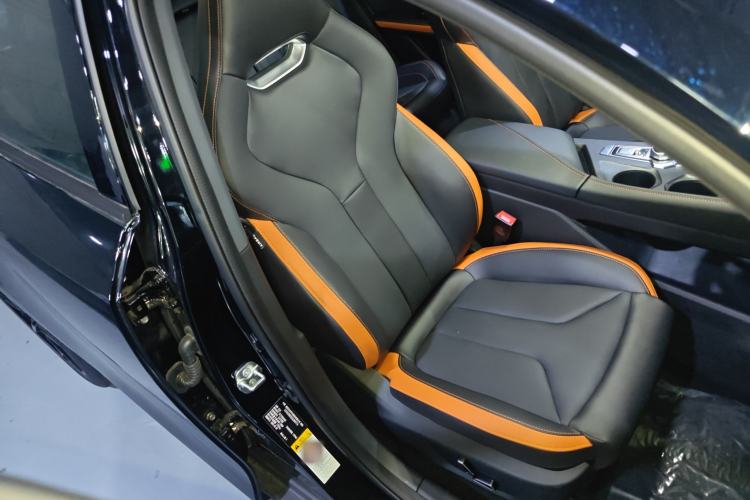 Used Changan UNI-V 2025 1.5T 500Bar High-Energy Version
