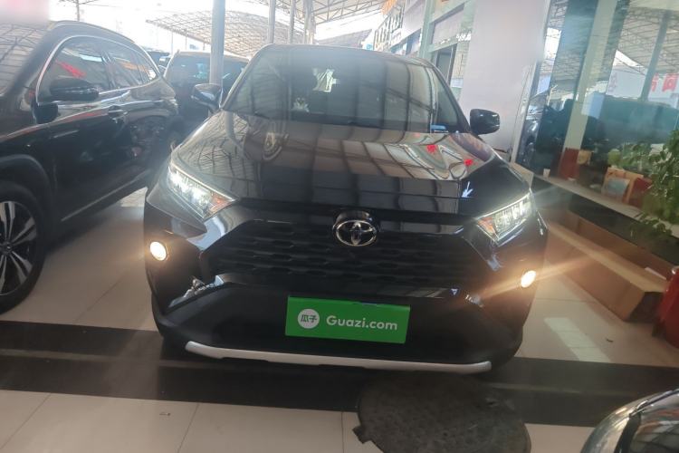 Used Toyota RAV4 2021 2.0L CVT Two-Wheel Drive Fashion Edition
