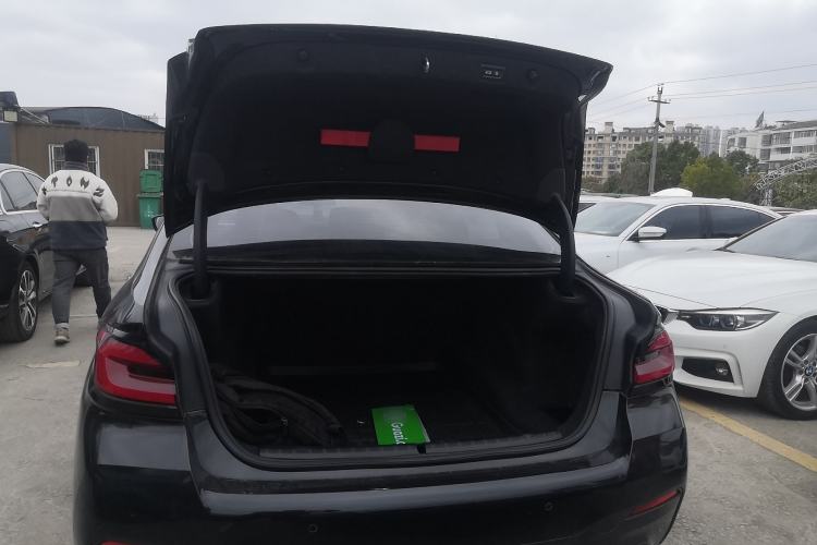 Used BMW 5 Series 2022 Restyled 530Li Leading Edition M Sport Package
