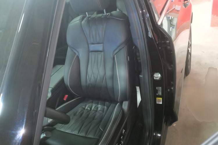 Used GAC Trumpchi GS8 2022 Flagship Series 2.0 TGDI Four-Wheel Drive Luxury Smart Connectivity Version (6 Seats)