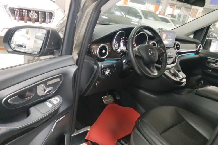 Used Mercedes-Benz V-Class 2017 V 260 Prestige Edition