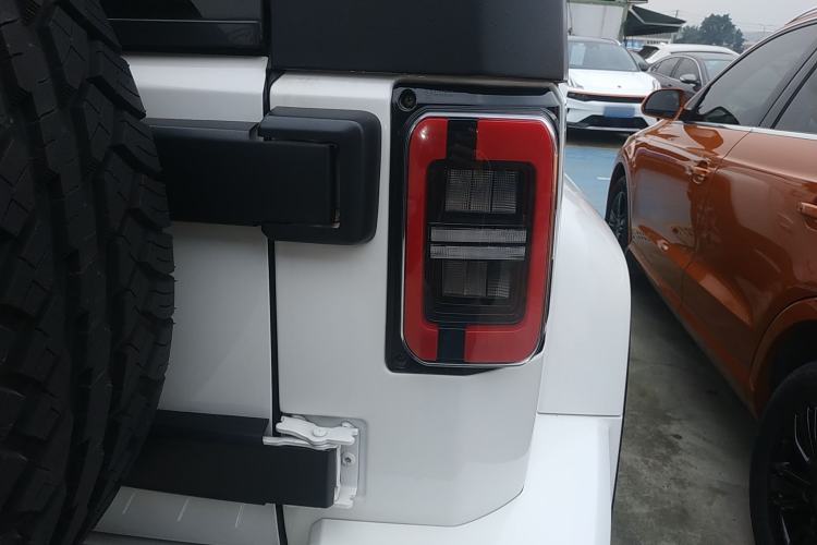 Used BAIC Off-Road BJ40 2019 PLUS 2.3T Automatic Four-Wheel Drive Premium Edition China VI