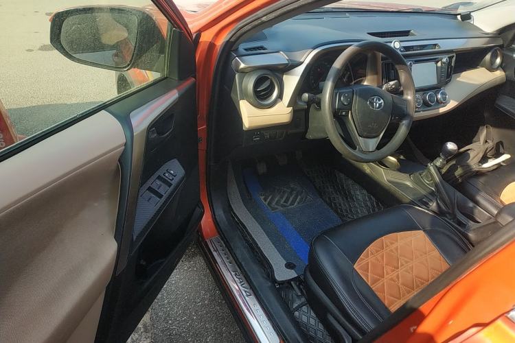 Used Toyota RAV4 2013 2.0L Manual Two-Wheel Drive Urban Edition
