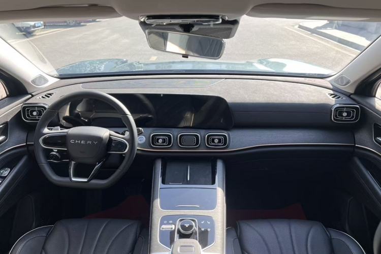 Used Chery Tiggo 9 2023 2.0T Dual-Clutch Two-Wheel Drive Luxury Edition 5 Seats
