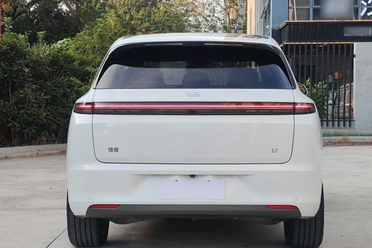 Used Li Auto L7 2023 Air model
