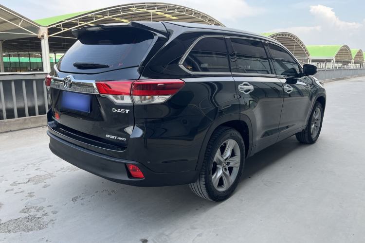 Used Toyota Highlander 2018 2.0T Four-Wheel Drive Luxury Version 7 Seats China VI Standard
