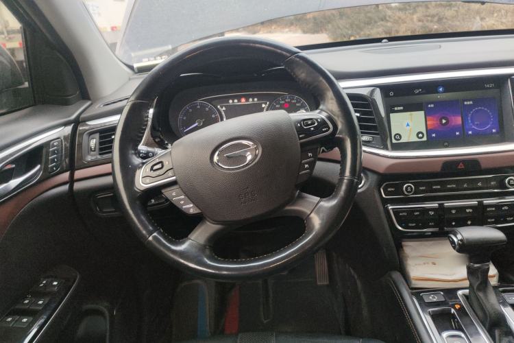 Used GAC Trumpchi GS8 2017 320T Two-Wheel Drive Luxury Smart Connectivity Version (7 Seats)
