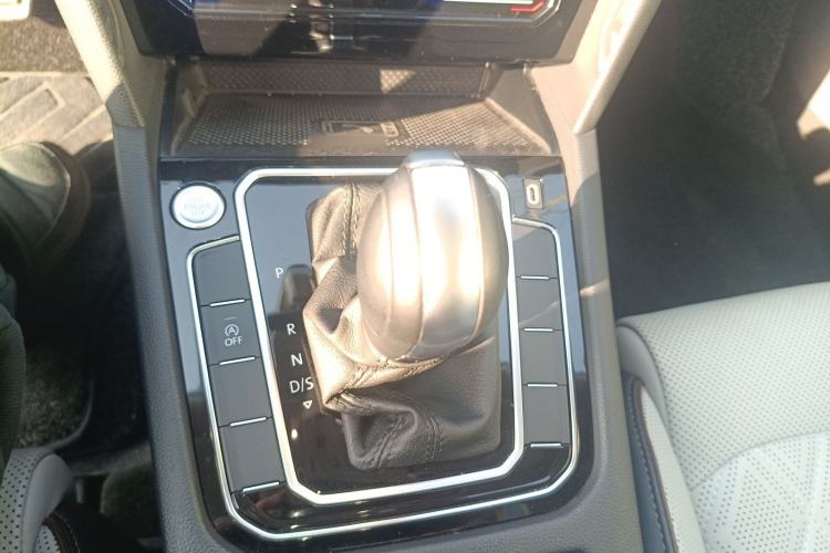 Used Volkswagen Magotan 2023 2 Million Units Limited-Edition 380TSI DSG Flagship Version
